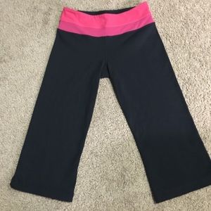Reversible lululemon crop leggings size 4